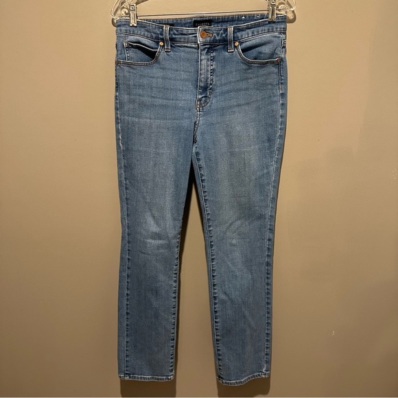 Talbots Straight Leg Jean Womens Size 8 Petite Blue Denim Comfort Classic - Picture 1 of 9